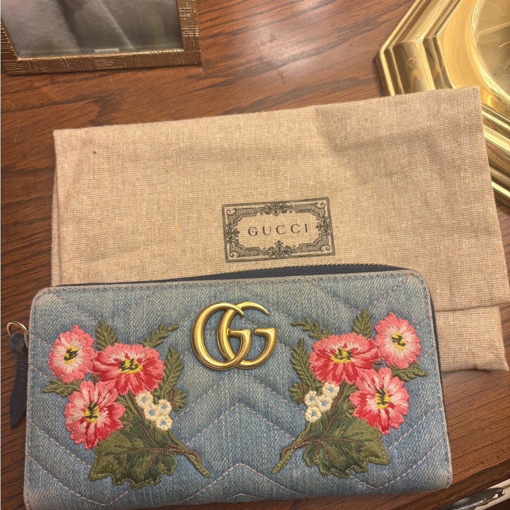Gucci Blue Floral Embroidered Wallet